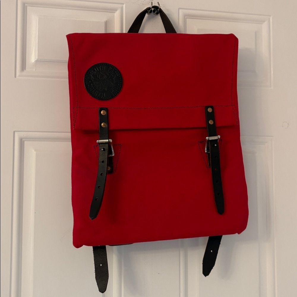 Duluth Pack Laptop Scout pack in Rare Red
